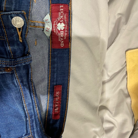Lucky Brand Capri jeans Size 31 - Picture 2 of 4